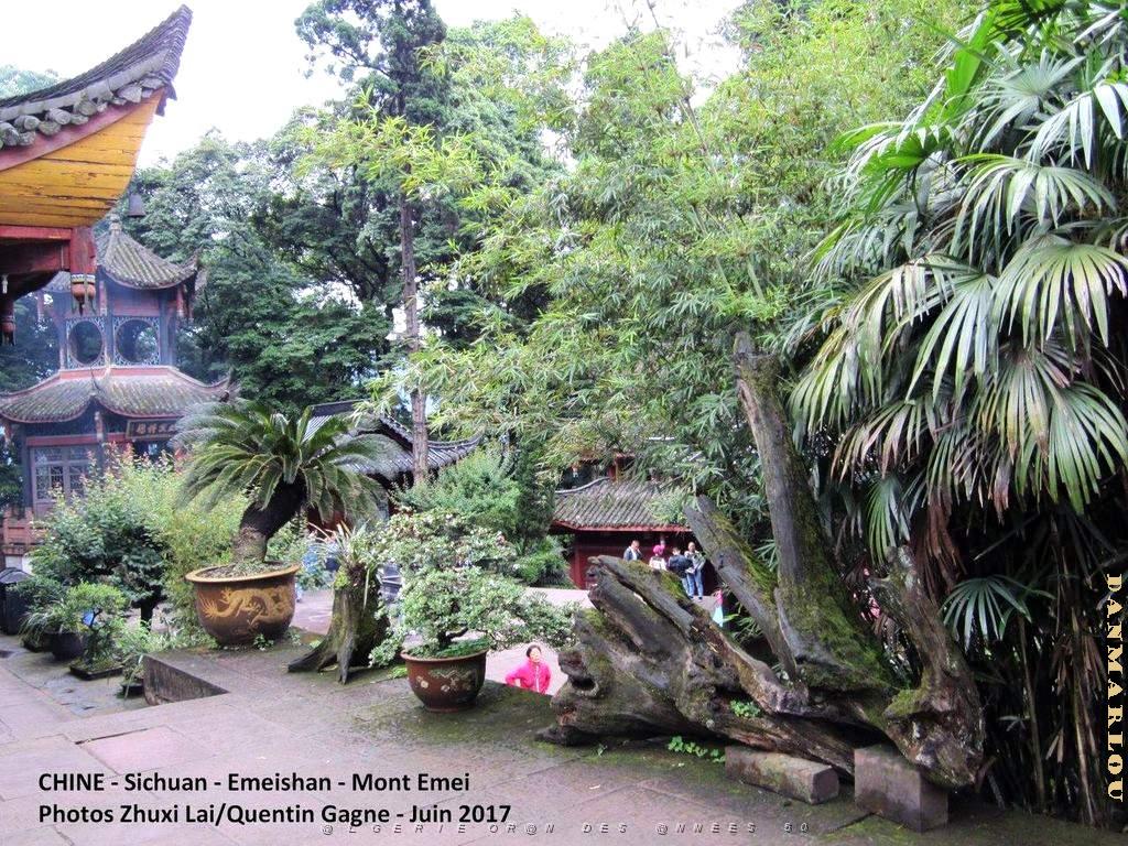 Emeishan 064.JPG